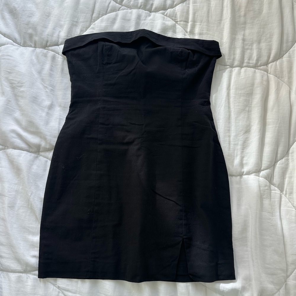 Elegant Black Strapless Dress
